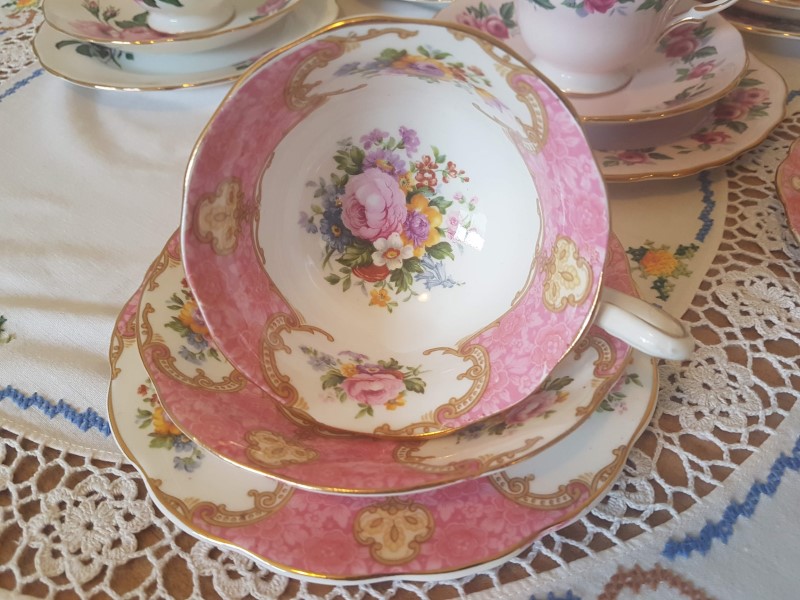 Lady Carlyle pink vintage teacup trio