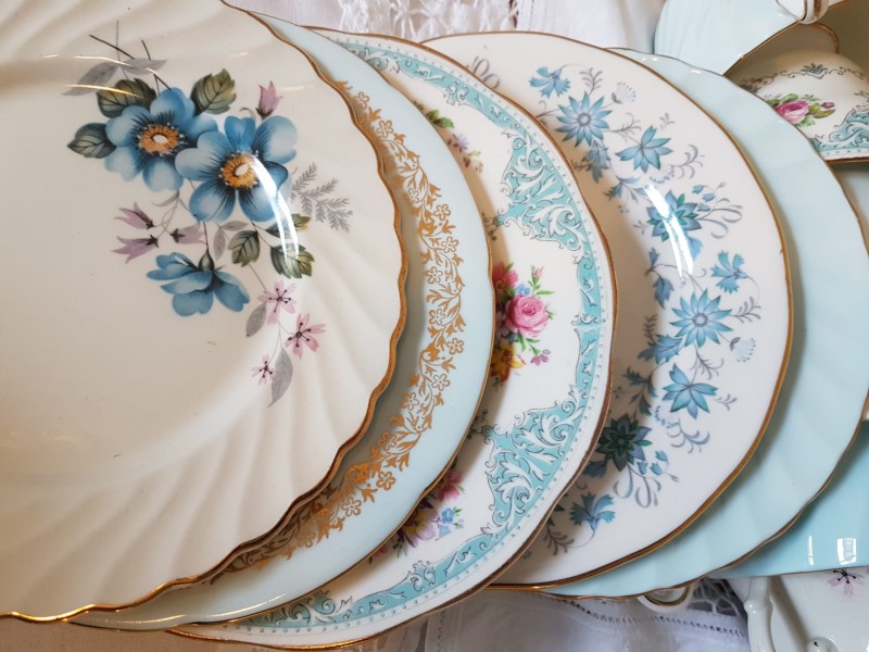 Assorted vintage blue china tea plates to hire