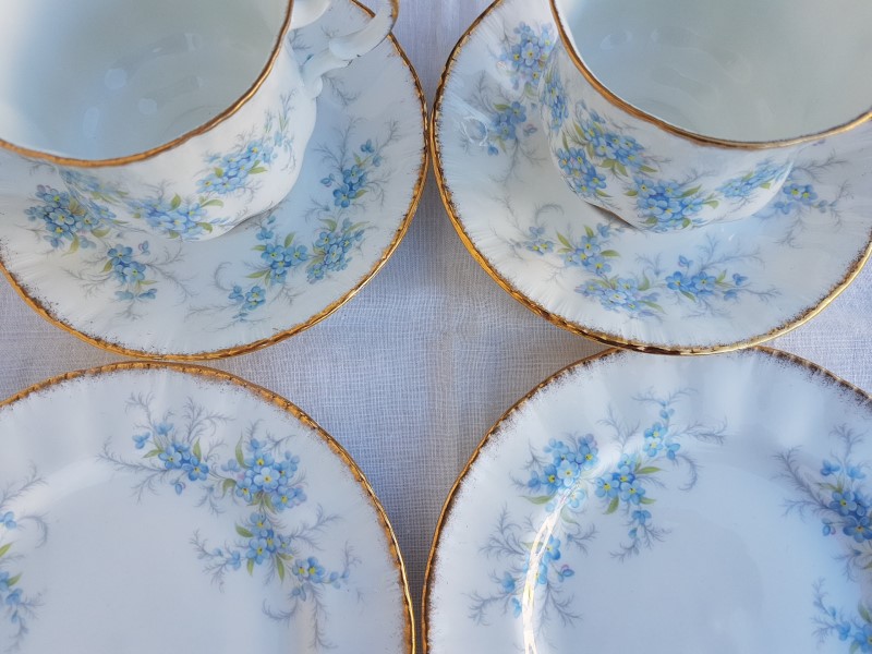 Vintage china to hire for high tea parties