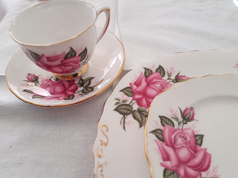 Colcough classic pink roses tea set to hire from the Vintage Teacup Queen - high tea hire